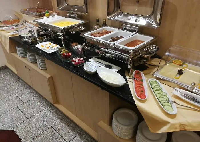 안 데어 필하모니 4* 쾰른