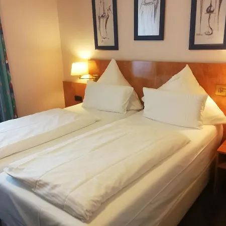 An Der Philharmonie Hotel Colónia