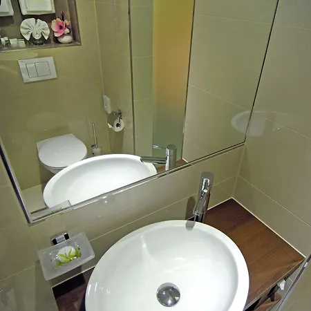 An Der Philharmonie מלון