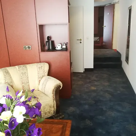 An Der Philharmonie 4* קלן