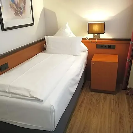 An Der Philharmonie Hotel Kolín nad Rýnem