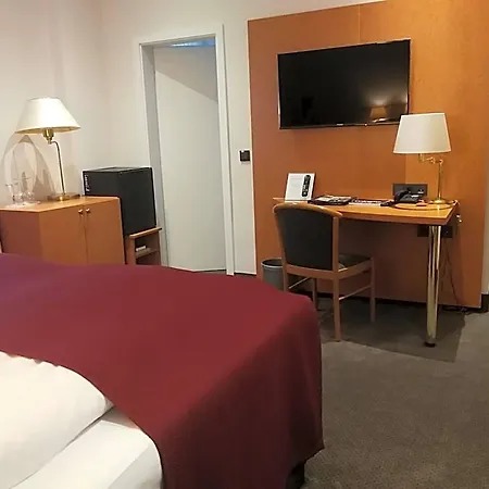 An Der Philharmonie 4*