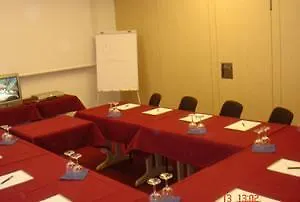 An Der Philharmonie Colónia