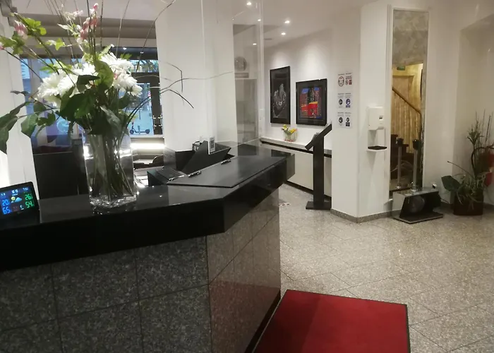 An Der Philharmonie 4*