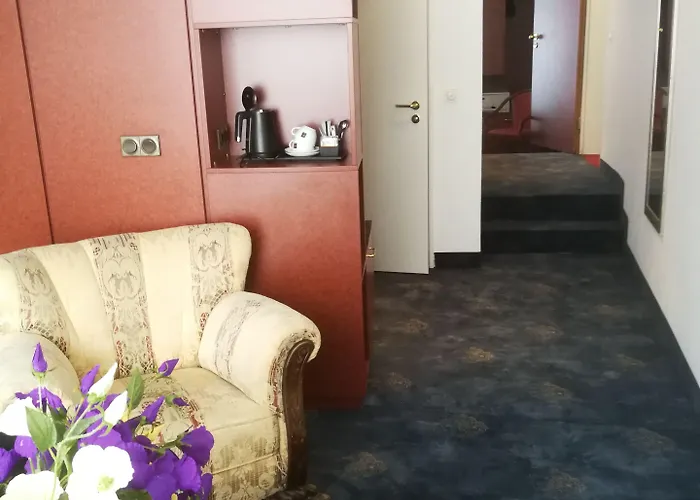 An Der Philharmonie 4* Köln