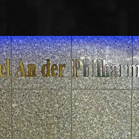 An Der Philharmonie 4*